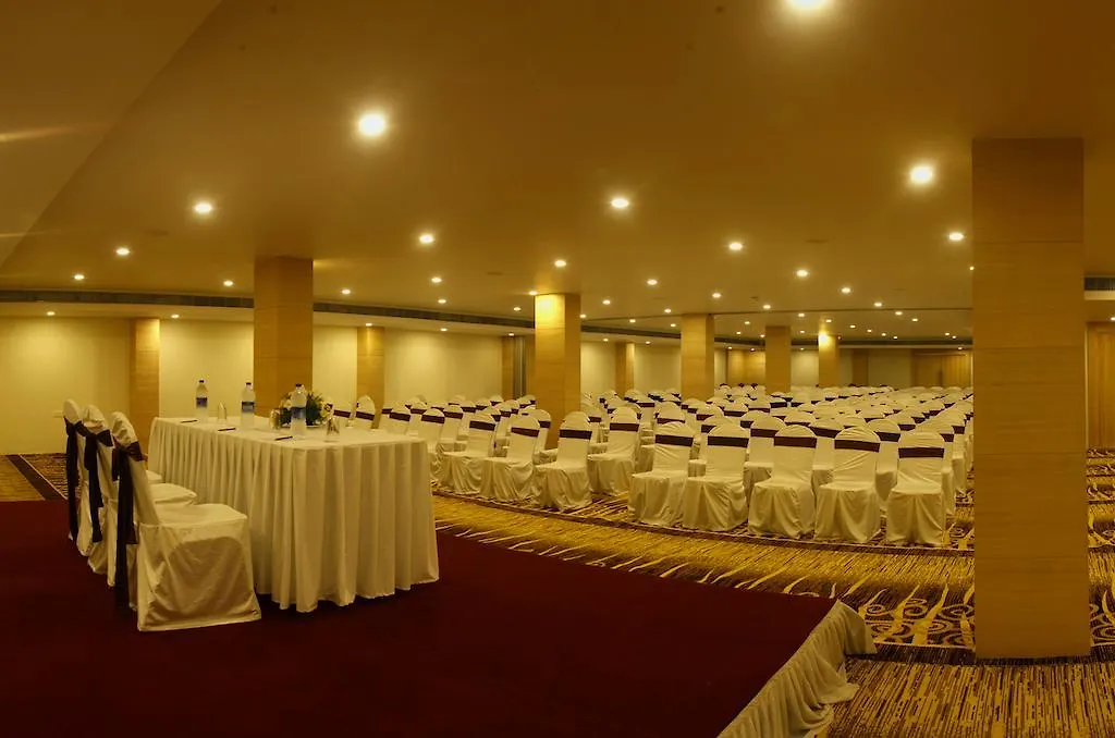 Hotel Le Ruchi The Prince Mysore 4*,