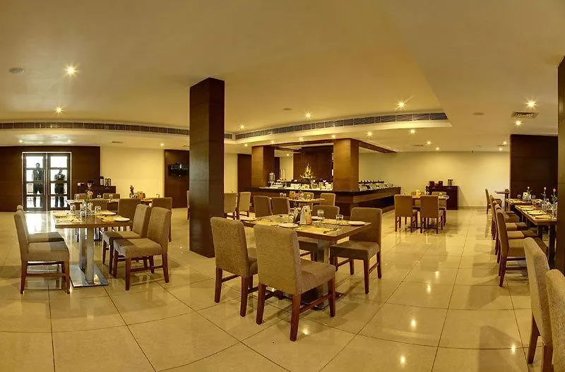 Hotel Le Ruchi The Prince Майсур